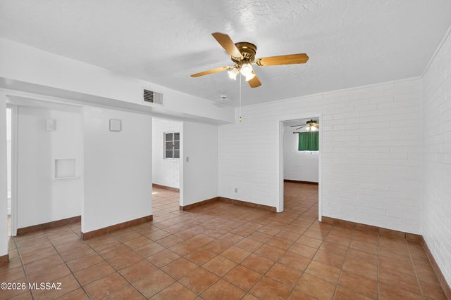 2835 E Proctor Vista, Tucson, AZ 85713