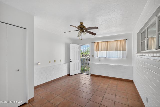 2835 E Proctor Vista, Tucson, AZ 85713