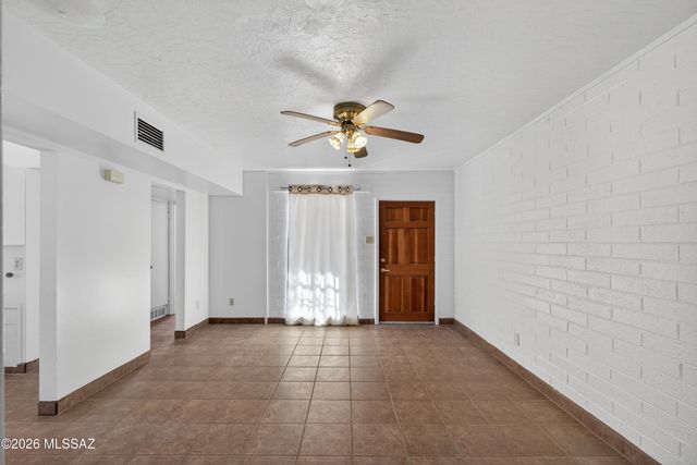 2835 E Proctor Vista, Tucson, AZ 85713