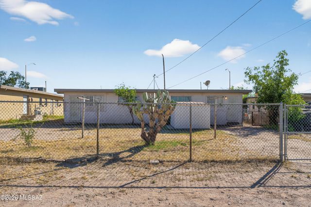2835 E Proctor Vista, Tucson, AZ 85713