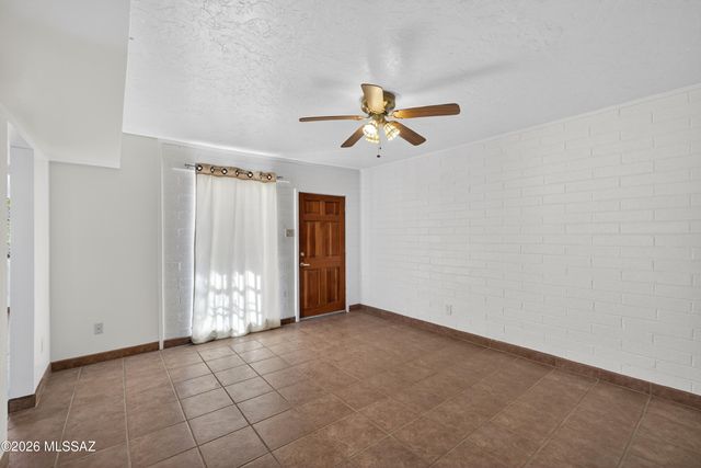 2835 E Proctor Vista, Tucson, AZ 85713