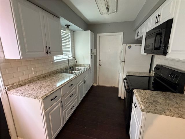 6193 Angus Dr, Corpus Christi, TX 78415
