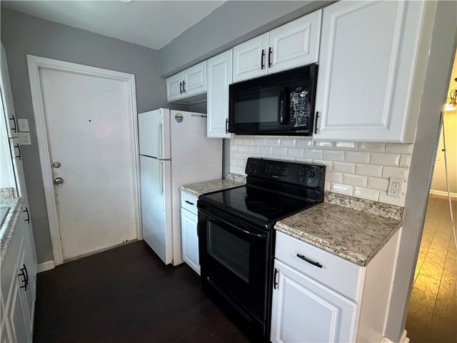 6193 Angus Dr, Corpus Christi, TX 78415