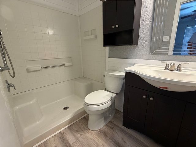 6193 Angus Dr, Corpus Christi, TX 78415