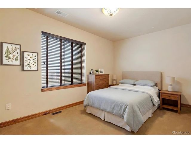 5088 Hidden Pond Pl, Castle Rock, CO 80108