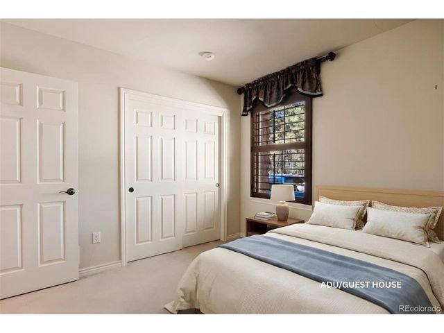5088 Hidden Pond Pl, Castle Rock, CO 80108