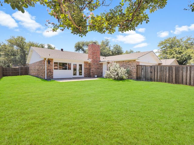 1013 Windy Meadow Drive, Plano, TX 75023