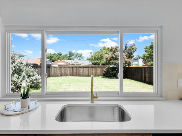 1013 Windy Meadow Drive, Plano, TX 75023