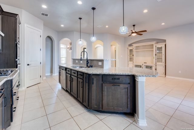 13515 Lost Elk, San Antonio, TX 78245