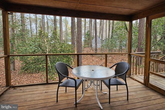 110 SANDYHOOK RD, Ocean Pines, MD 21811