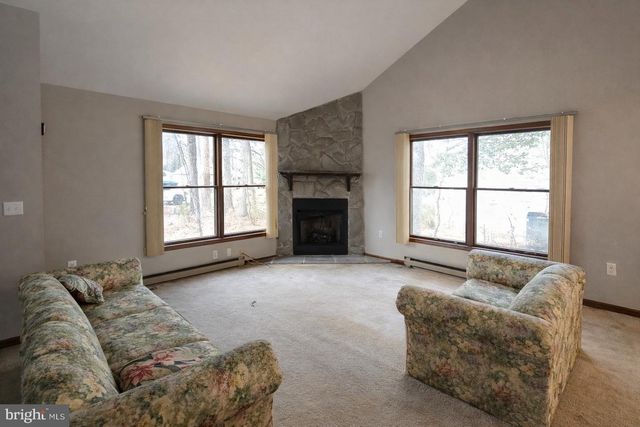 110 SANDYHOOK RD, Ocean Pines, MD 21811