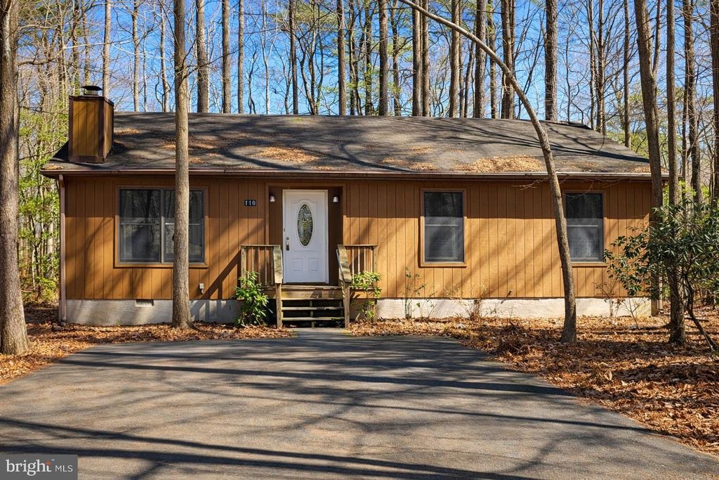 110 SANDYHOOK RD, Ocean Pines, MD 21811