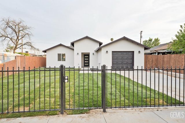 1213 Feliz Drive, Bakersfield, CA 93307
