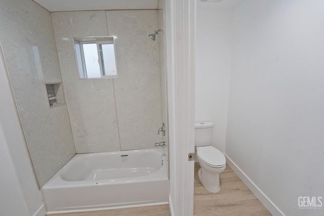 1213 Feliz Drive, Bakersfield, CA 93307