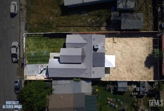 1213 Feliz Drive, Bakersfield, CA 93307