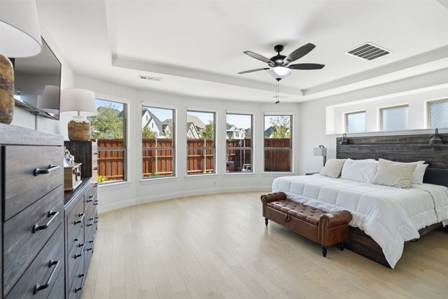 700 Colt Drive, Aubrey, TX 76227