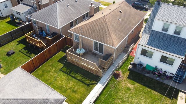 5045 N Melvina Avenue, Chicago, IL 60630