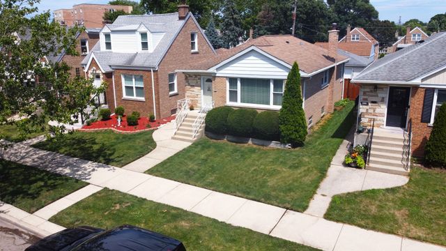 5045 N Melvina Avenue, Chicago, IL 60630