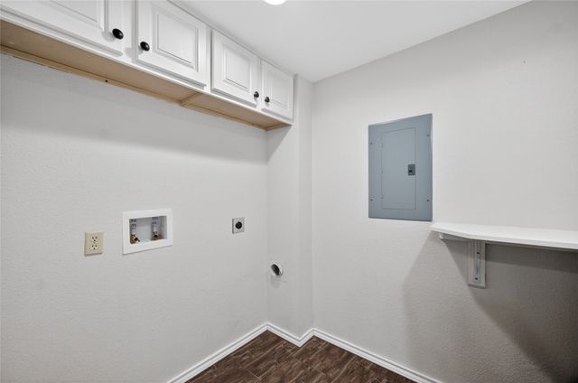 18040 Midway Road 209, Dallas, TX 75287