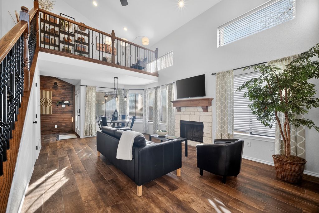 18040 Midway Road 209, Dallas, TX 75287