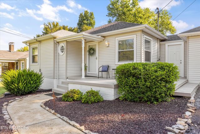 6104 Manchester Rd, Knoxville, TN 37920