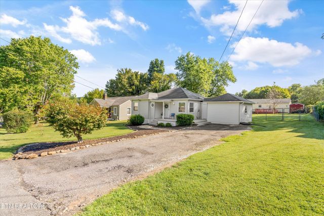 6104 Manchester Rd, Knoxville, TN 37920