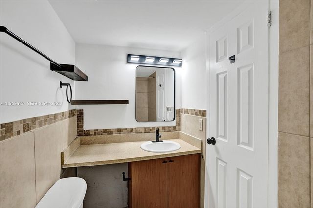 1800 Sans Souci Boulevard 435, North Miami, FL 33181
