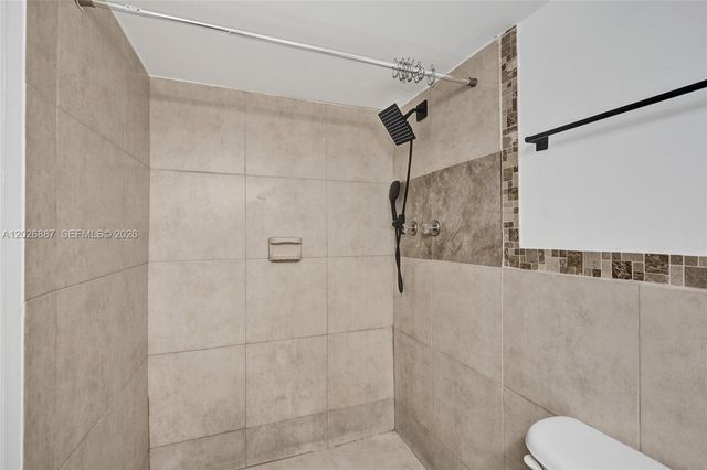 1800 Sans Souci Boulevard 435, North Miami, FL 33181