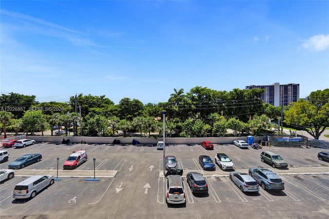 1800 Sans Souci Boulevard 435, North Miami, FL 33181
