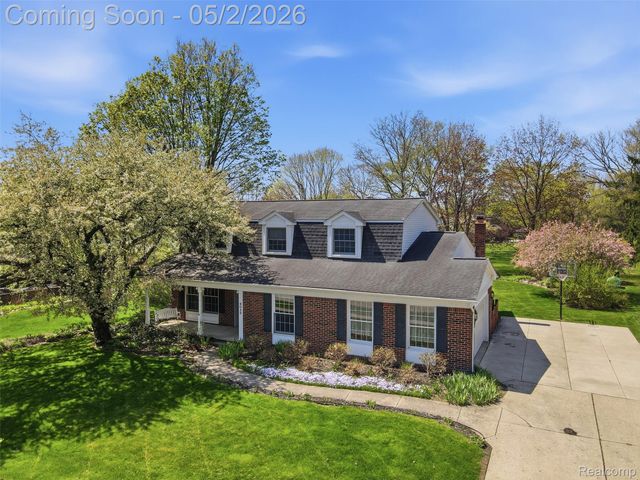 9025 Muirland Drive, Plymouth Charter Township, MI 48170
