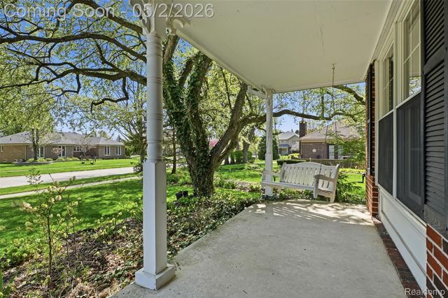 9025 Muirland Drive, Plymouth Charter Township, MI 48170