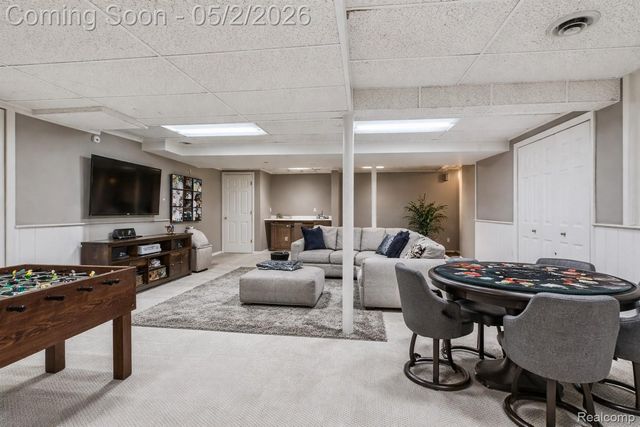 9025 Muirland Drive, Plymouth Charter Township, MI 48170