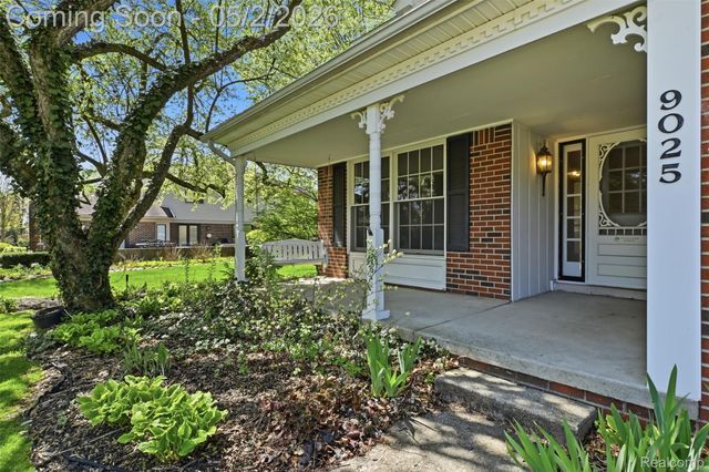 9025 Muirland Drive, Plymouth Charter Township, MI 48170