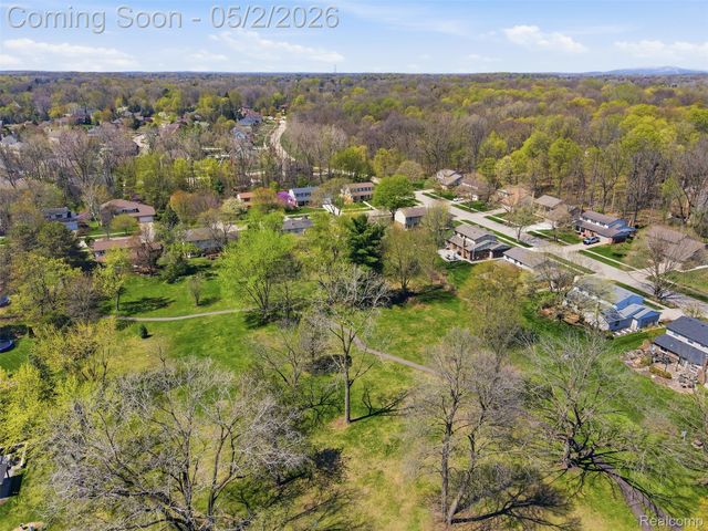 9025 Muirland Drive, Plymouth Charter Township, MI 48170