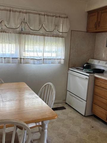 8096 Central Street, Detroit City, MI 48204