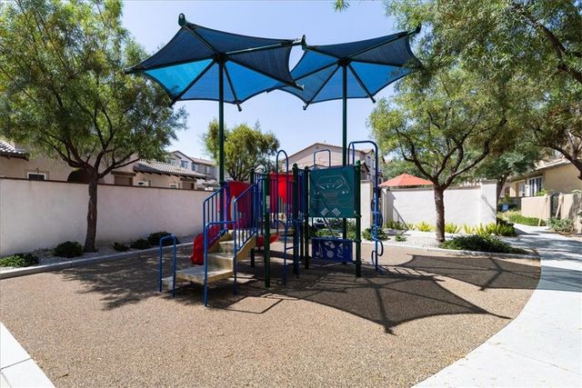 40887 Belleray, Murrieta, CA 92562