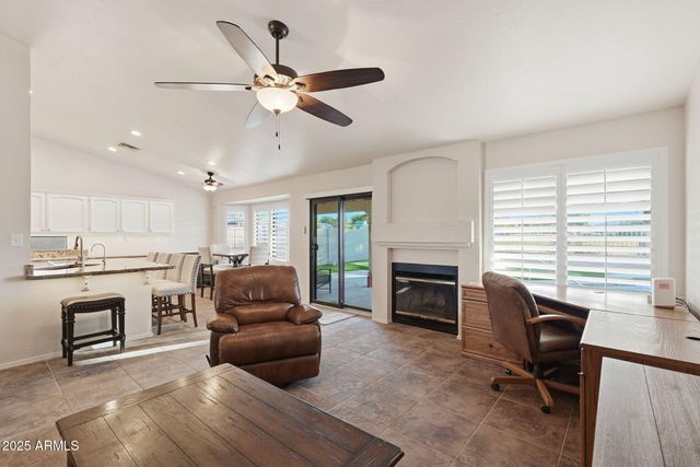 1533 N Sinova --, Mesa, AZ 85205