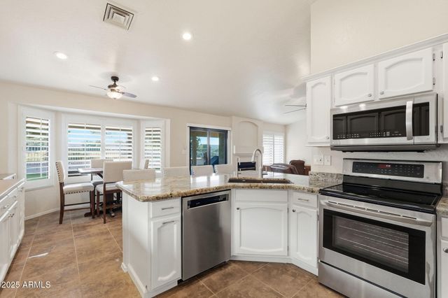 1533 N Sinova --, Mesa, AZ 85205