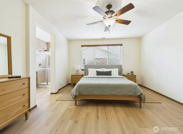 5077 Cypress Loop NE, Lacey, WA 98516