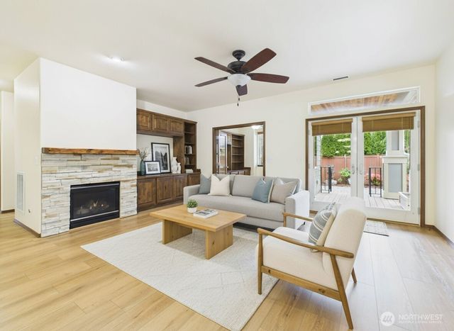 5077 Cypress Loop NE, Lacey, WA 98516