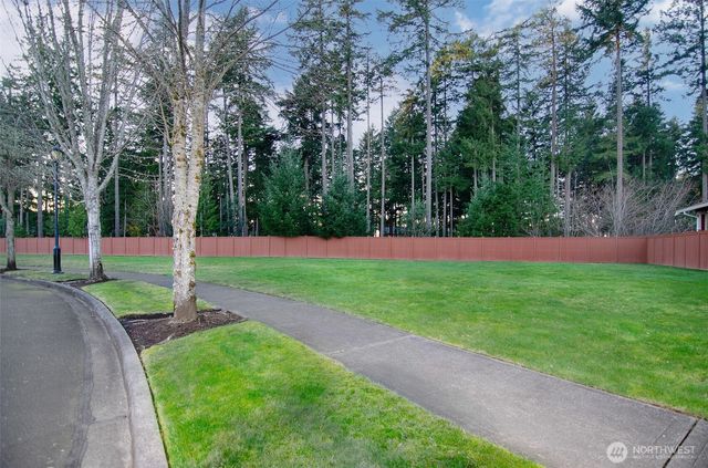 5077 Cypress Loop NE, Lacey, WA 98516