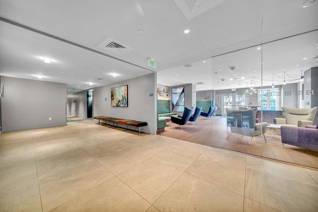 45 Lewis St 502, Boston, MA 02128