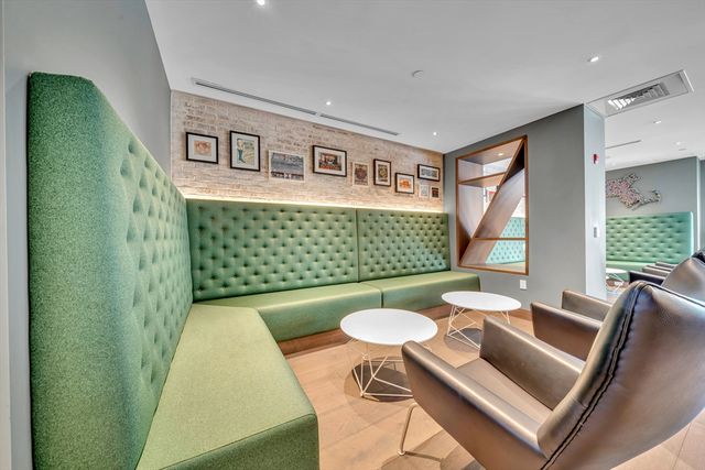 45 Lewis St 502, Boston, MA 02128