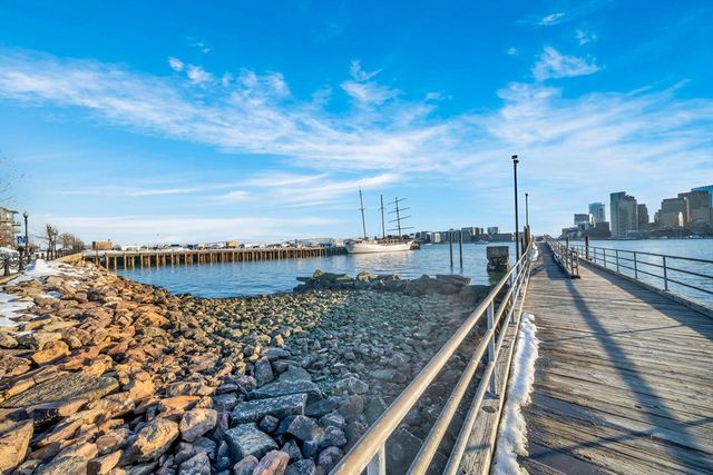 45 Lewis St 502, Boston, MA 02128