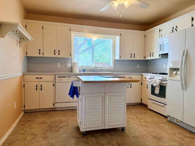 404 Normandy ST, Austin, TX 78745