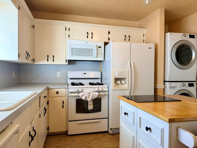 404 Normandy ST, Austin, TX 78745