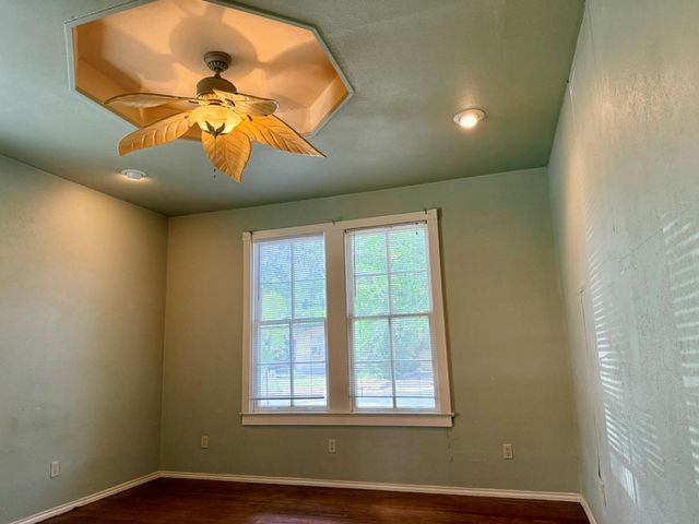 404 Normandy ST, Austin, TX 78745