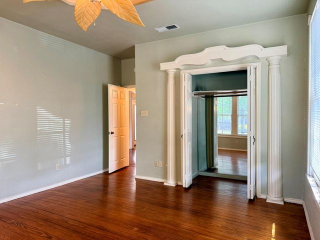 404 Normandy ST, Austin, TX 78745
