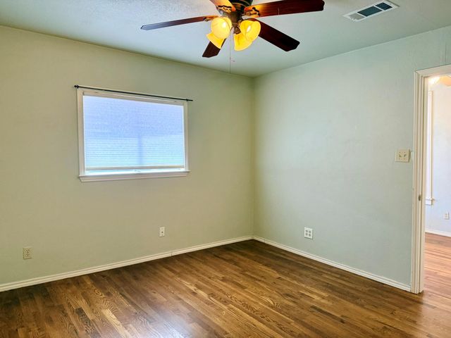 404 Normandy ST, Austin, TX 78745