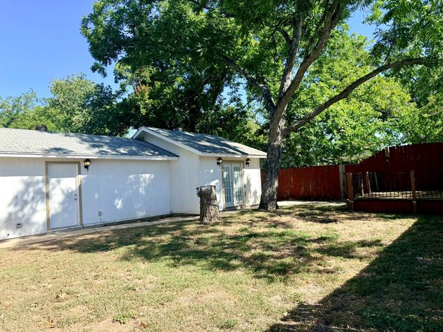 404 Normandy ST, Austin, TX 78745
